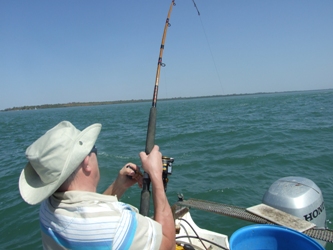 Paul Hett fighting his tarpon